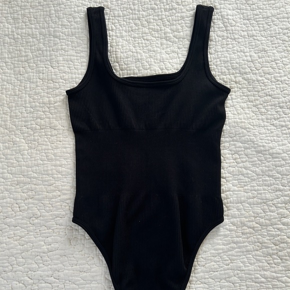Black Core Control Square Neck Bodysuit - Picture 3 of 3